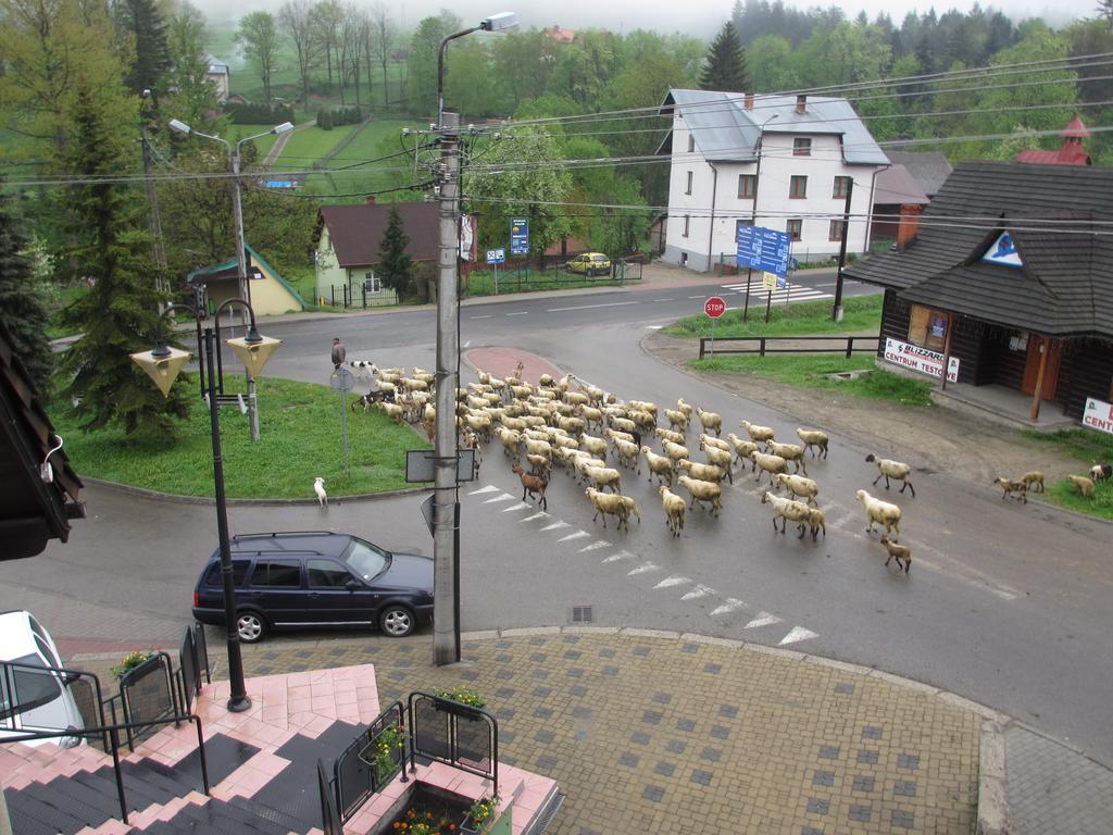 Mylak Hotel Korbielów Kültér fotó